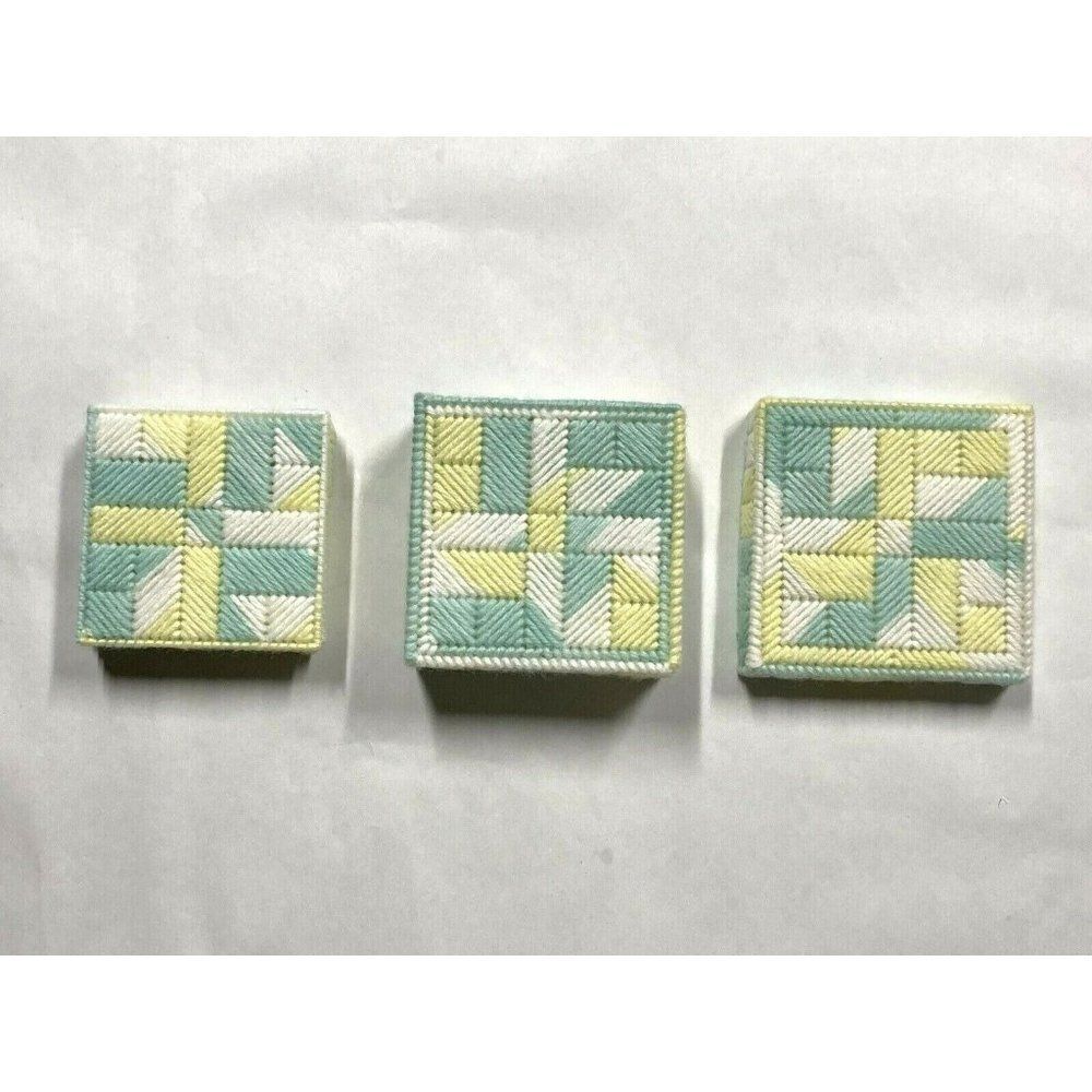 Vintage Handmade Plastic Canvas Yarn 6 Coaster Set W/ Holder 4” Green Yellow - Picture 3 of 4